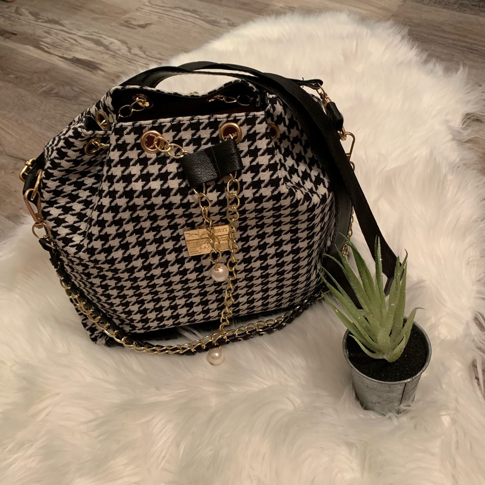 NEW Houndstooth Crossbody/Shoulder Bucket Bag - Picture 2 of 7
